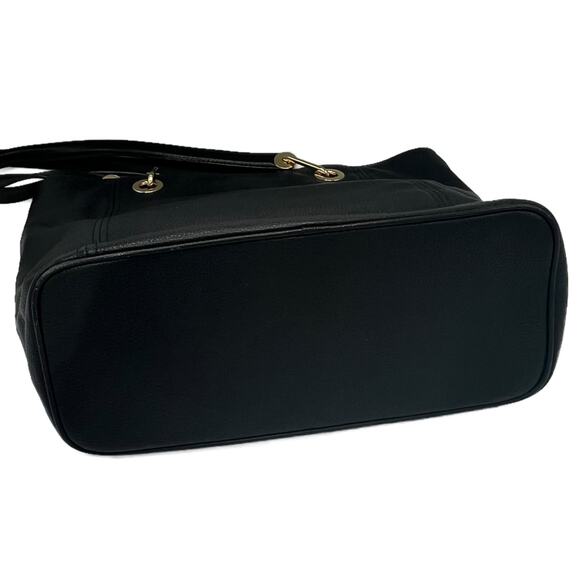 Michael Kors Tote in Black - Picture 5 of 7